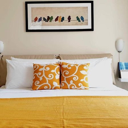 Nerissa Holiday Apartment Милаццо Экстерьер фото