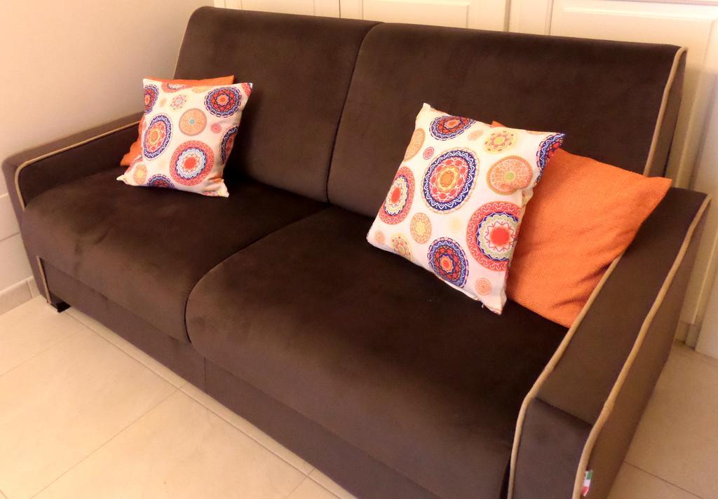 Nerissa Holiday Apartment Милаццо Экстерьер фото