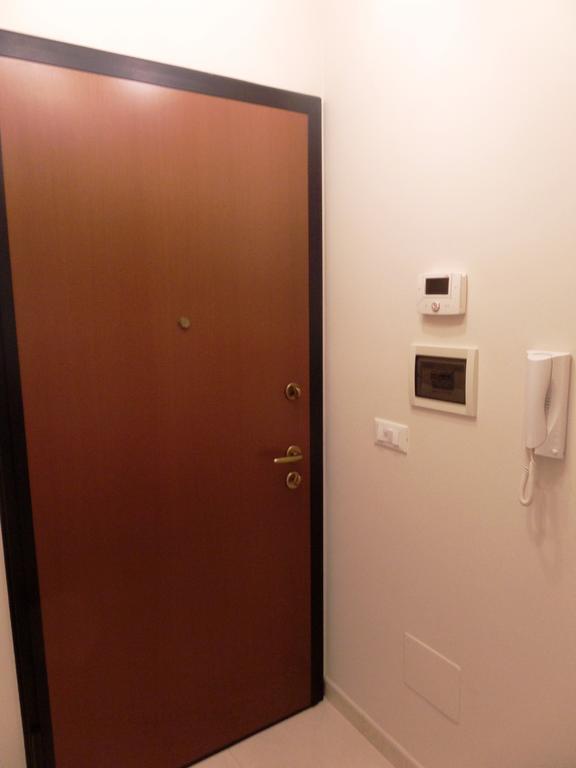 Nerissa Holiday Apartment Милаццо Экстерьер фото