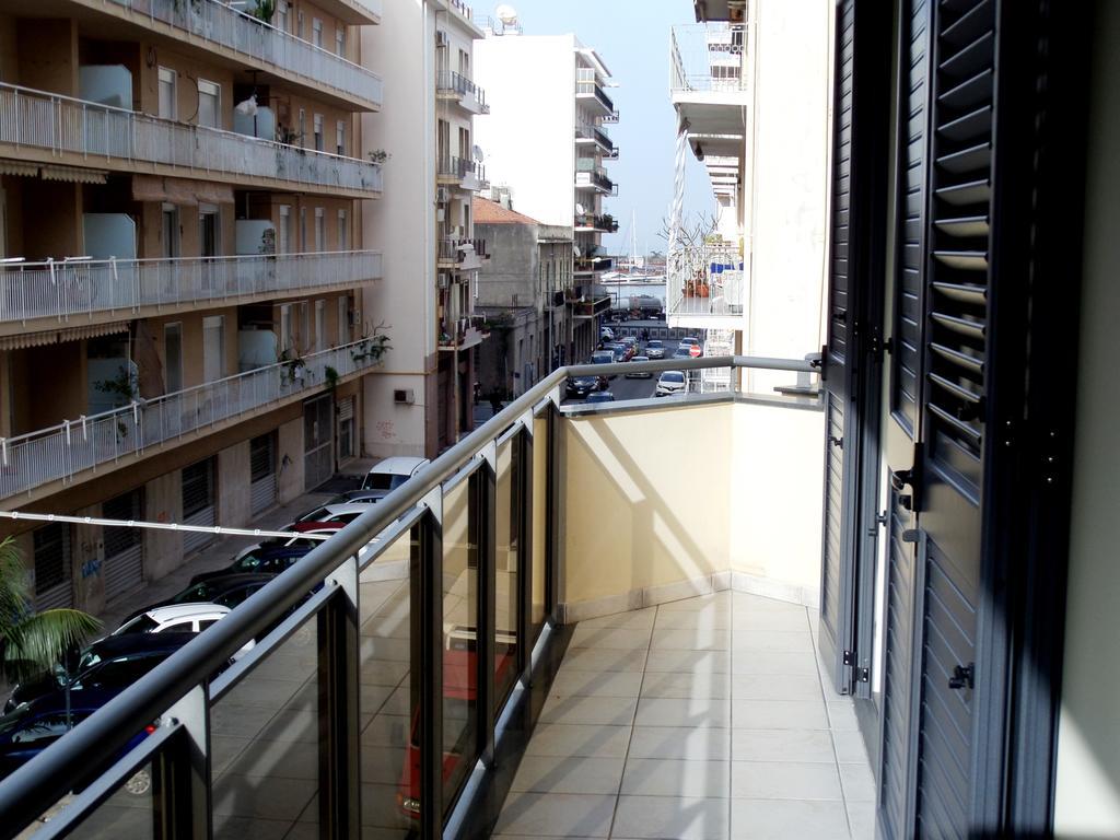 Nerissa Holiday Apartment Милаццо Экстерьер фото